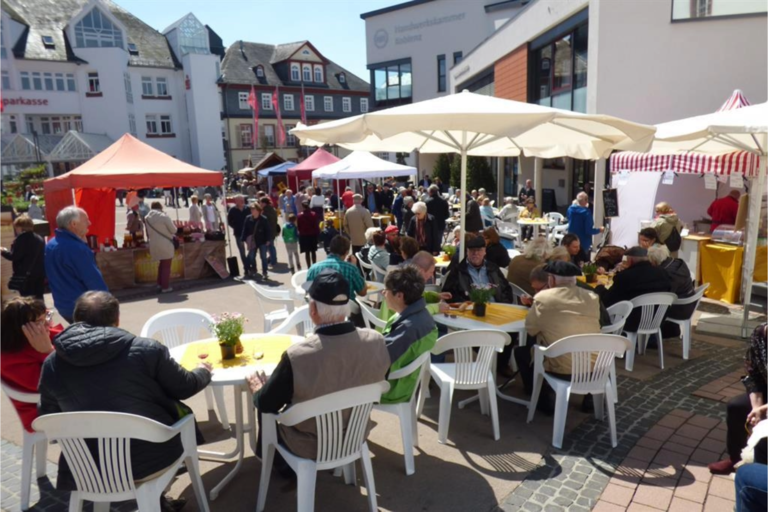 Frühlingsfest mit Heimatmarkt in Simmern