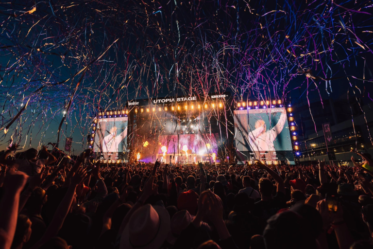 ROCK AM RING